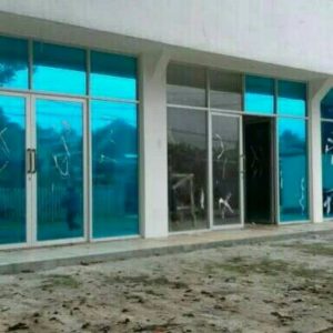 sticker cutting kaca restoran